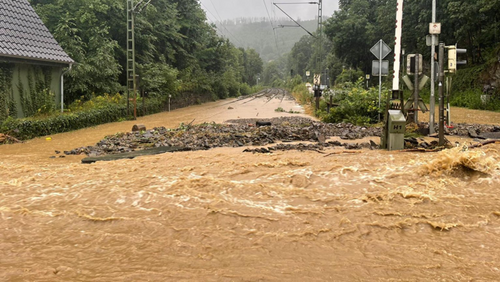 15.07.2021 - Rheinland-Pfalz/Nordrhein-Westfalen: Schwere Unwetterschäden auch an den Bahnanlagen