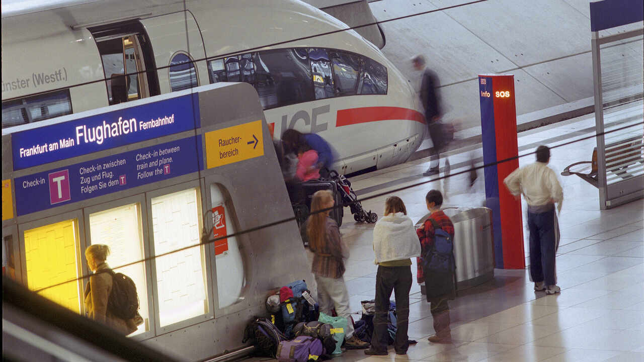 Db Und Lufthansa Zug Zum Flug Auch Ab Hannover Leipzig Und Basel Eurailpress